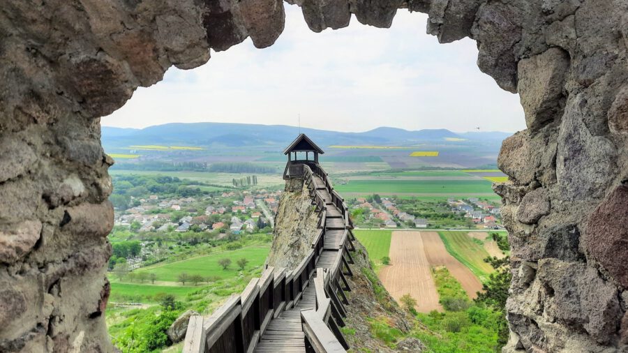 Boldogkői vár, melynek kövei több száz évről mesélnek