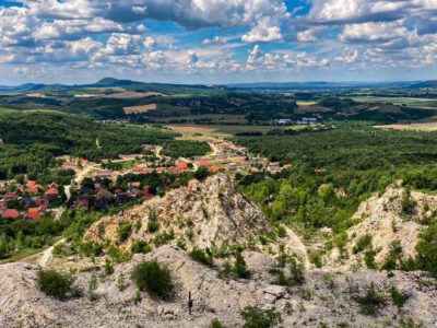 Dévényi Antal-kilátó, a Nagy-Kopasz-hegy jenga tornya