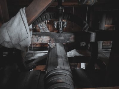 Túristvándi vízimalom – bekukkantottunk az épület belsejébe is