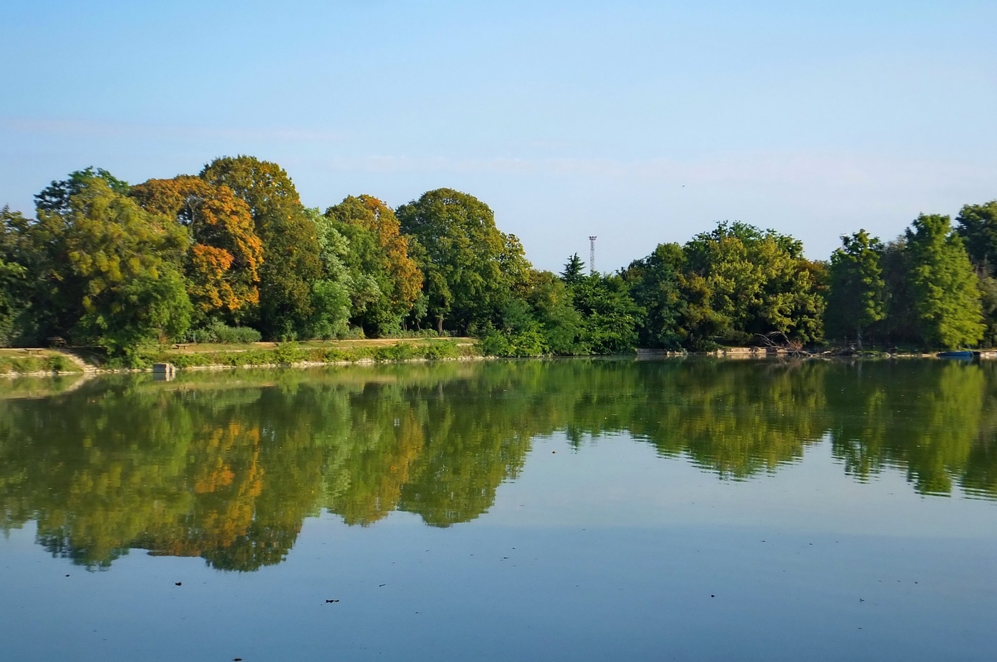 Tatai Cseke-tó, a vizek városának több mint 250 éves, festői tava