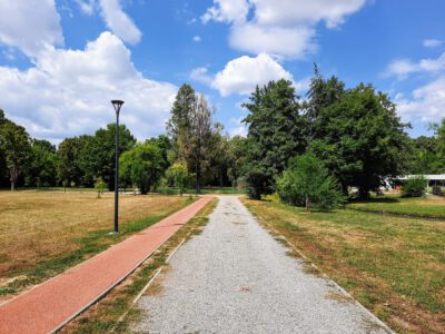 Megszépült és új attrakcióval bővült a szigetvári Zrínyi-vár parkja