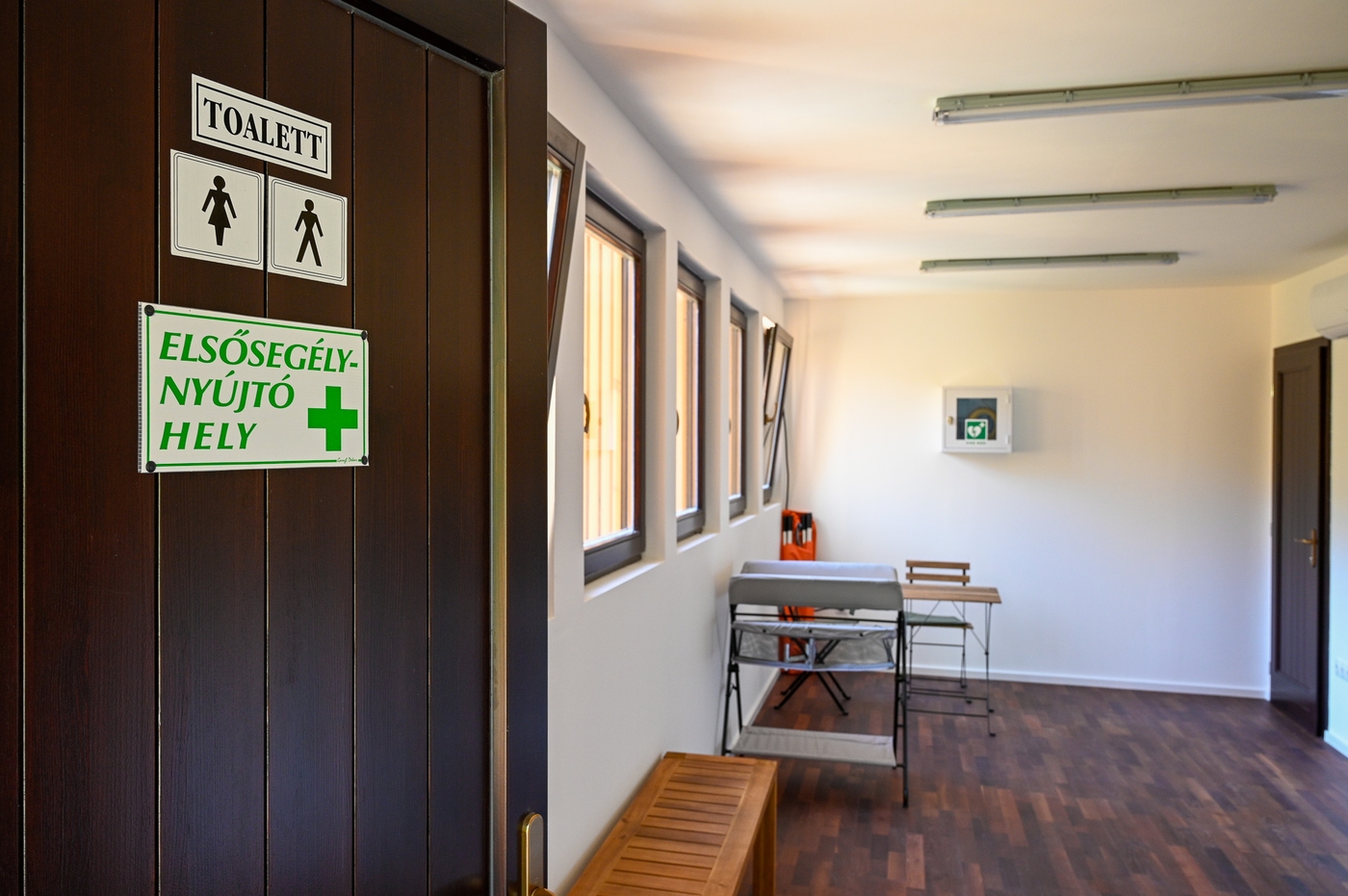 Új, többfunkciós fogadóépületet adtak át a Rám-szakadéknál