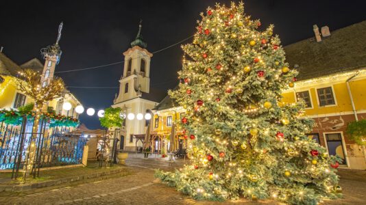 December 2-án kezdődik a karácsonyi vásár és programsorozat Szentendrén