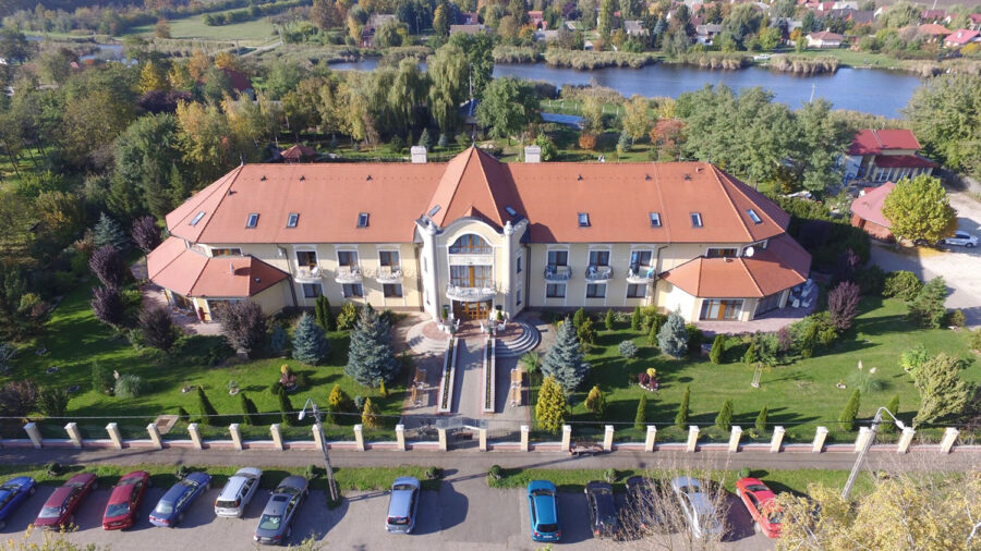 Termál Hotel Pávai Gyógyfürdő