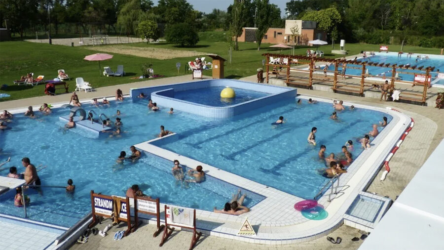Törökszentmiklósi Városi Strandfürdő és Kemping