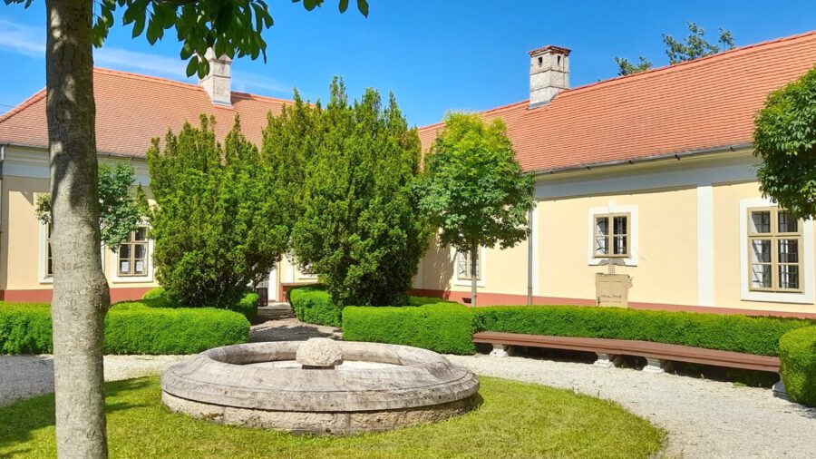 Kossuth Emlékmúzeum Monok