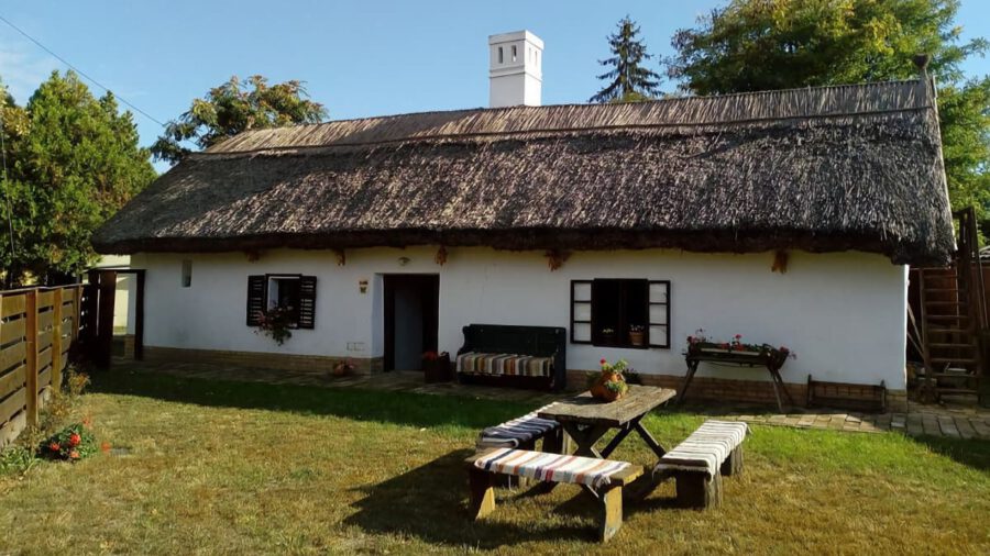 Molnárház, Békéscsaba legöregebb lakóháza