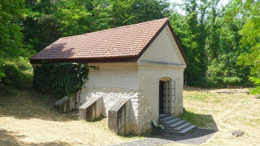 Mithras-szentély Fertőrákos