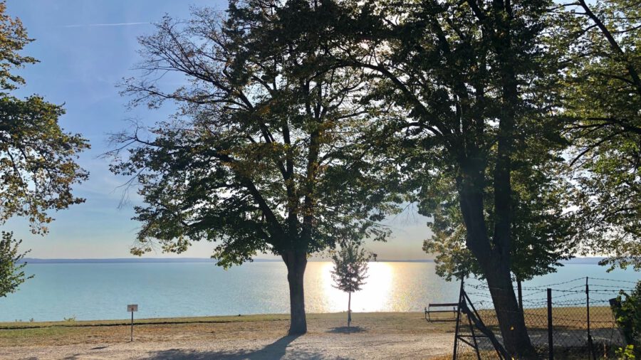 Október 23: ünnepi megemlékezés 2026 Balatonakarattya