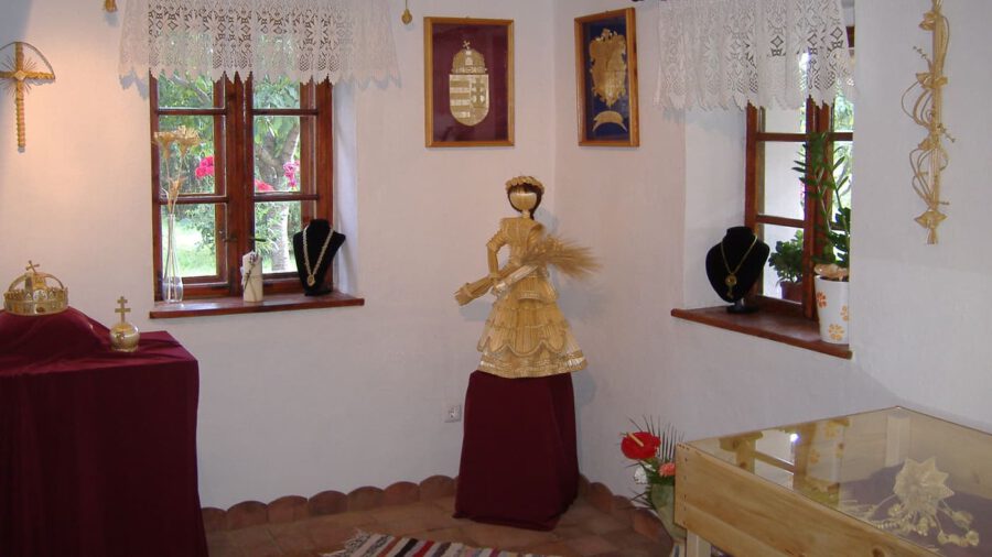 Sárarany Szalmaporta - Szarvas