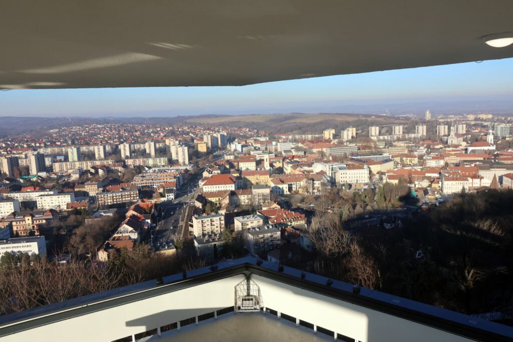 Megújult a 60 éves Avasi kilátó, Miskolc ikonikus építménye