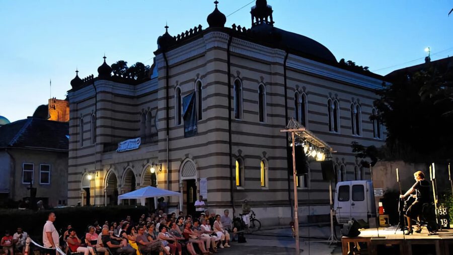 Babits Mihály Színház Esztergom