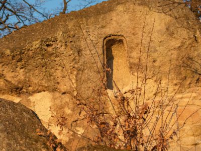 Szomolyai Kaptárkövek: ősi rejtélyek és kulturális kincsek a Bükkalján