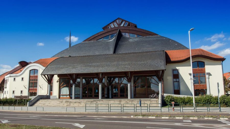 Bitskey Aladár Uszoda Eger