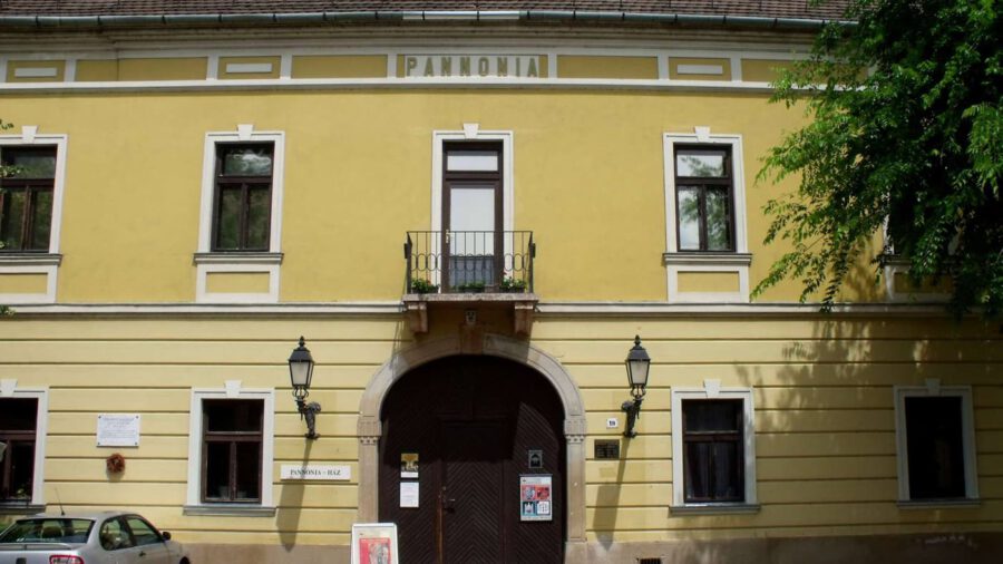 Pannónia Ház - Sajdik Gyűjtemény, Vác