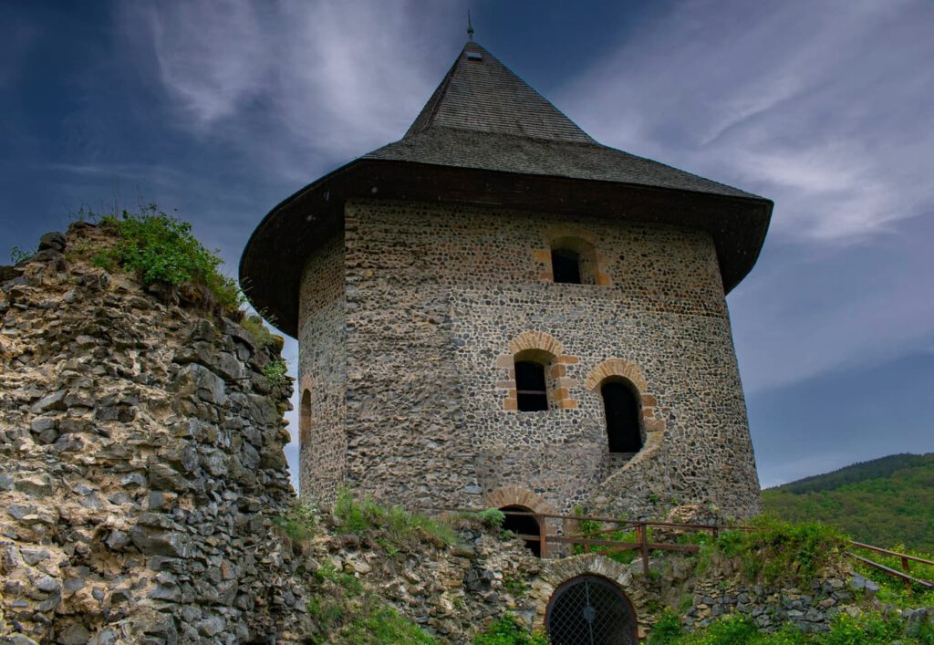 Somoskői vár: történelmi őrszem a magyar-szlovák határon