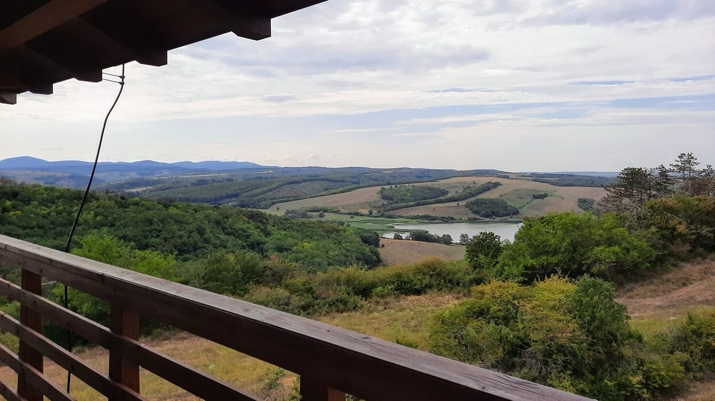 Panorámás élmény a Geresdi-dombságban: a bátaapáti Apponyi-kilátó