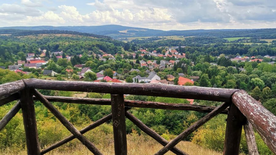 Kívánságok kilátója: a bakonybéli Erzsébet-kilátó titkai
