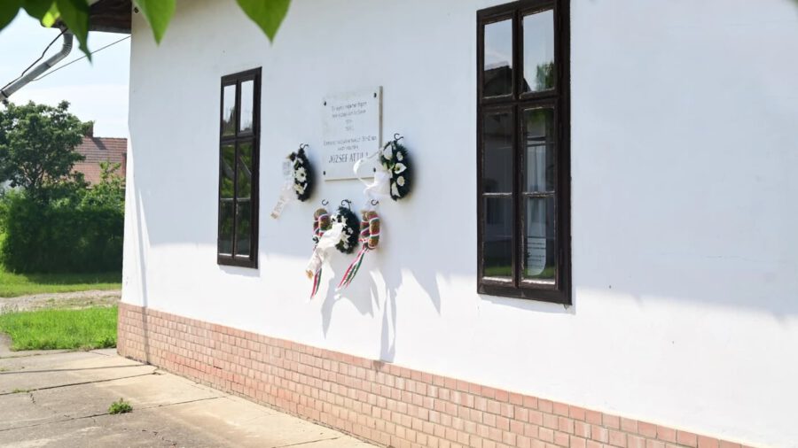 A József Attila Emlékház és Helytörténeti Gyűjtemény, Öcsöd