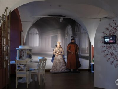 Megújult a Báthori István Múzeum – Interaktív kiállítással várják a látogatókat Nyírbátorban
