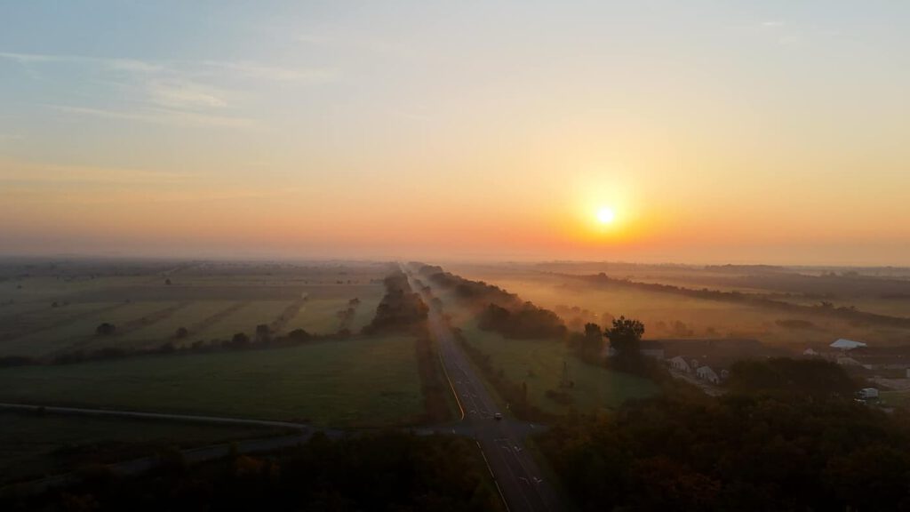 Ködbe burkolózott puszta: Hortobágy egy őszi hajnalon