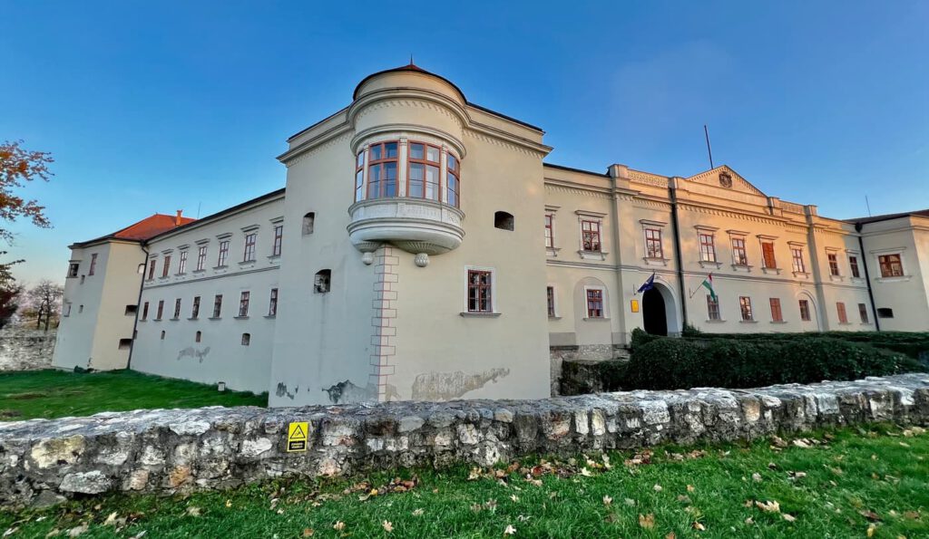 Egy város, ahol a múlt életre kel: őszi túra Sárospatakon