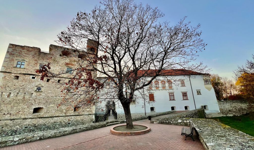 Egy város, ahol a múlt életre kel: őszi túra Sárospatakon