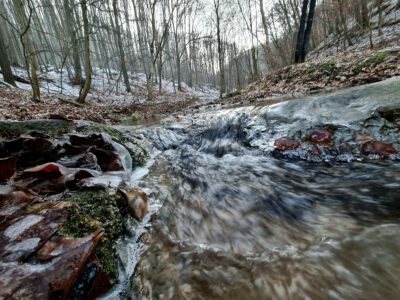A Mecsek jeges ékszere: az Óbányai-völgy télen
