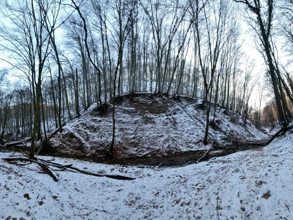A Mecsek jeges ékszere: az Óbányai-völgy télen