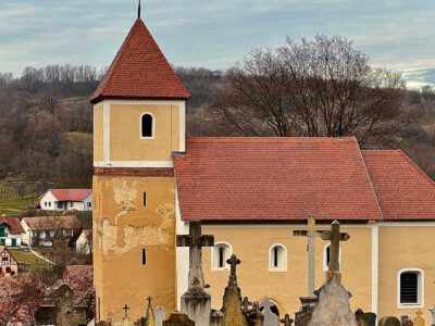 Mecseknádasd és a Szent István-kápolna: egy apró település nagy története