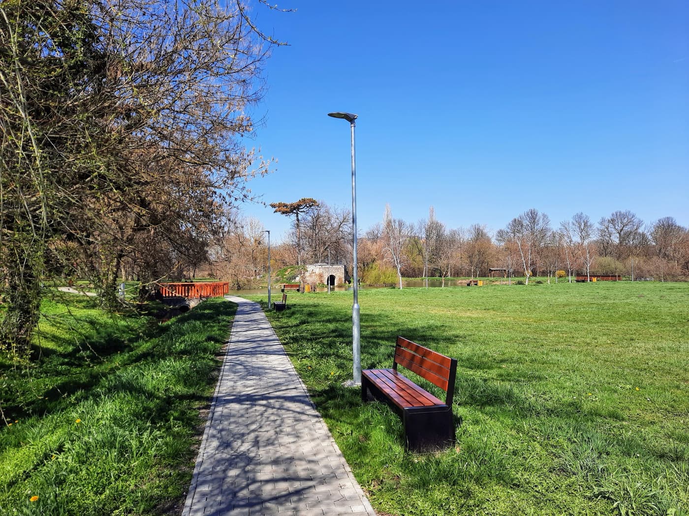 Tavaszi úti tipp: Pellérd és a Brázay-kastély lenyűgöző parkja