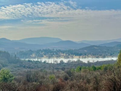 Fedezd fel a Tarna-völgy rejtett csodáit: Szajlai kilátó és a hunok hagyatéka