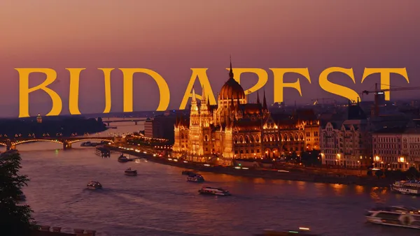 Esti városnéző hajó Budapesten