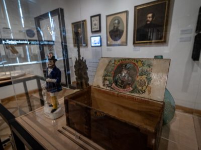 Átadták a felújított Kossuth-emlékházat Monokon
