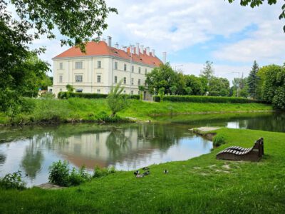 Mosonmagyaróvár kincse a vár tövében: a Vár-tó