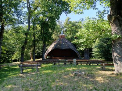 A Kígyókirály tava – Fedezd fel Vasvár titokzatos Feneketlen-tavát