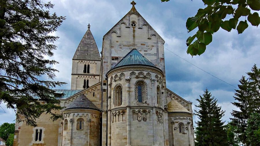 Jáki templom – a magyar középkor egyik legimpozánsabb temploma