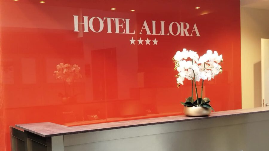 SZÁLLODÁK ÉJSZAKÁJA: A Hotel Allora megszületése - szállodatúra