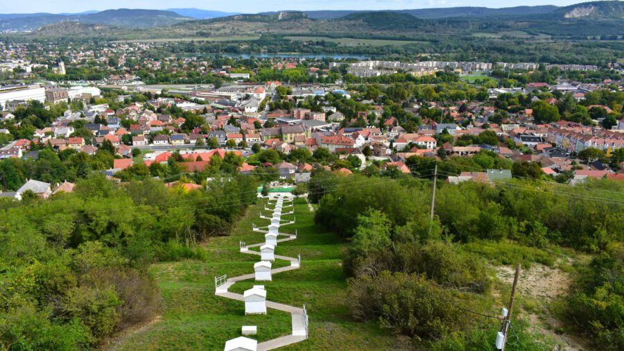 Dorogi Kálvária – hit, történelem és panoráma a Kálvária-dombon
