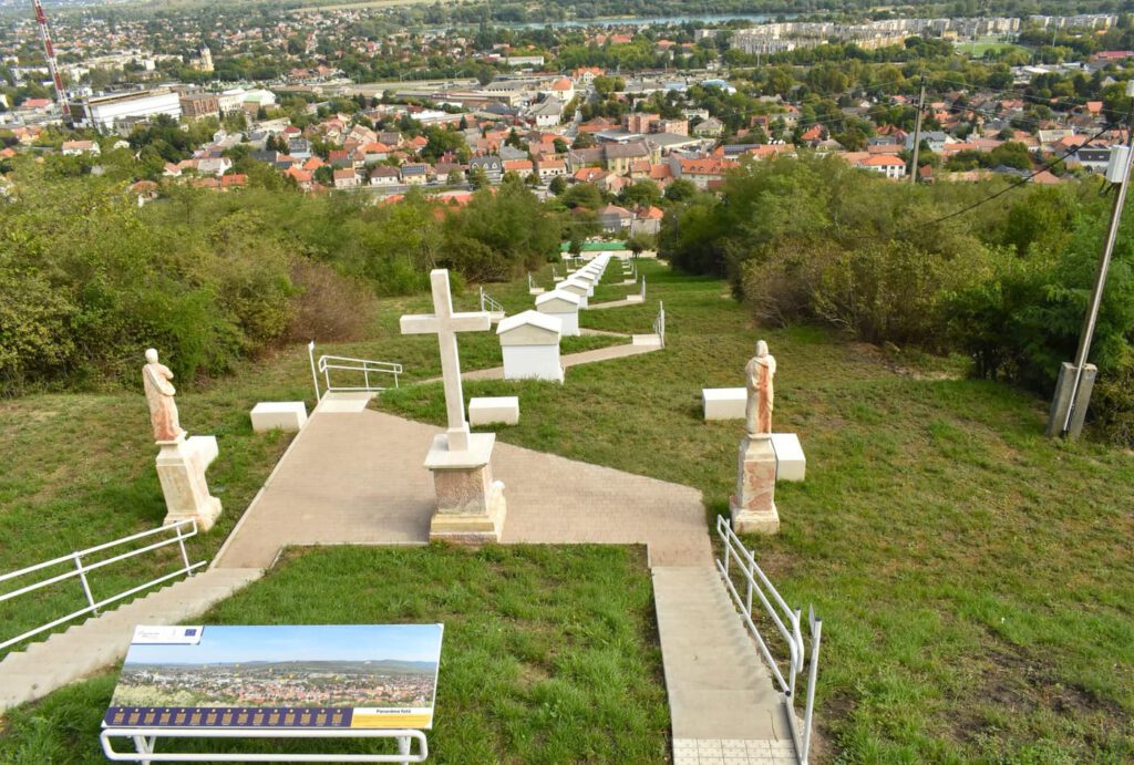 Dorogi Kálvária – hit, történelem és panoráma a Kálvária-dombon