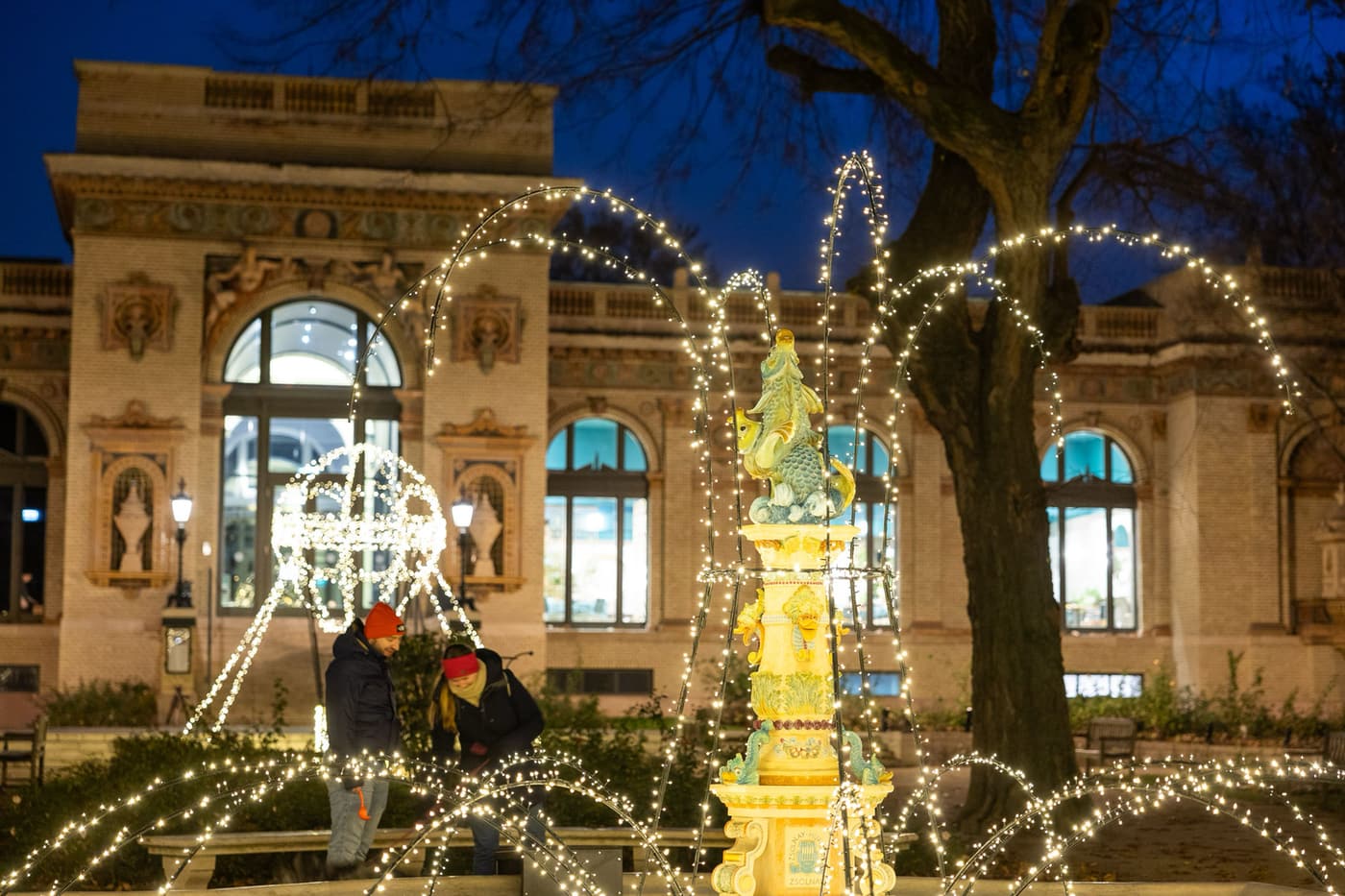 Ingyenes adventi fénypark nyílt a Városligetben
