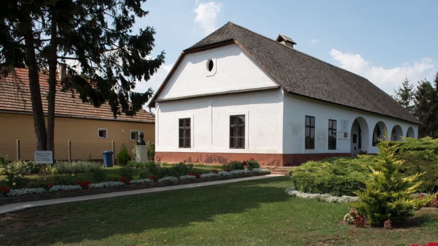 Bessenyi György Emlékház, Tiszabercel
