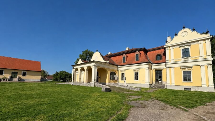 Lónyay-kastély, Tuzsér