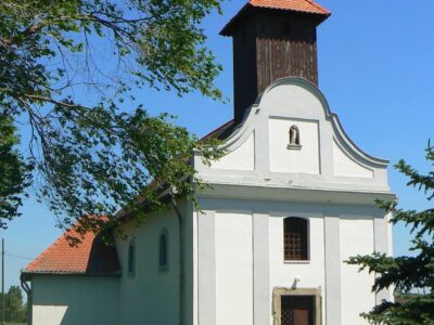 Hanyi-pusztai Szent Anna-kápolna: több mint háromszáz éve őrzi a régi puszta emlékét