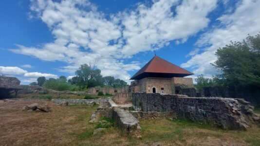 Ónodi vár: középkori erősség a Sajó partján