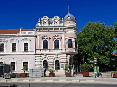 Siklós, a Tenkes lábánál fekvő történelmi város