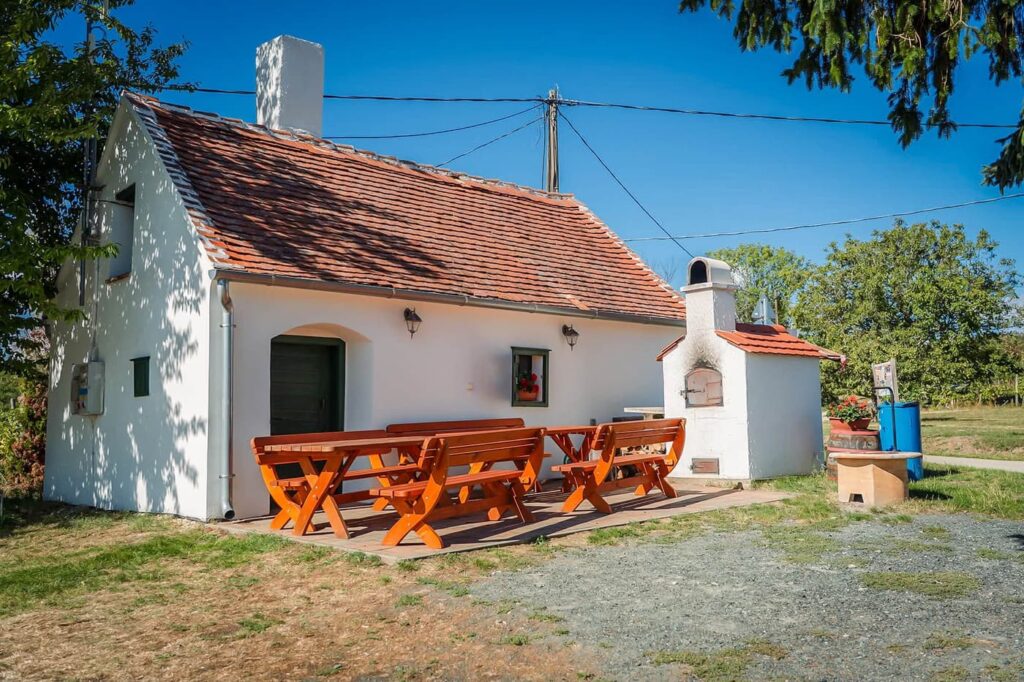Csömötei-kilátó: könnyű kirándulás nagy panorámával Kőszeg közelében