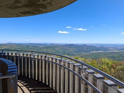 Pilis-tető, ahol panorámasétány és kilátó várja a kirándulókat