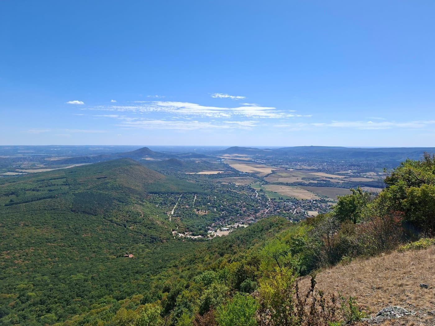 Pilis-tető, ahol panorámasétány és kilátó várja a kirándulókat