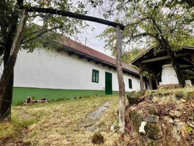 Rónafalu, ahol a Medves-fennsík szinte a házaknál kezdődik